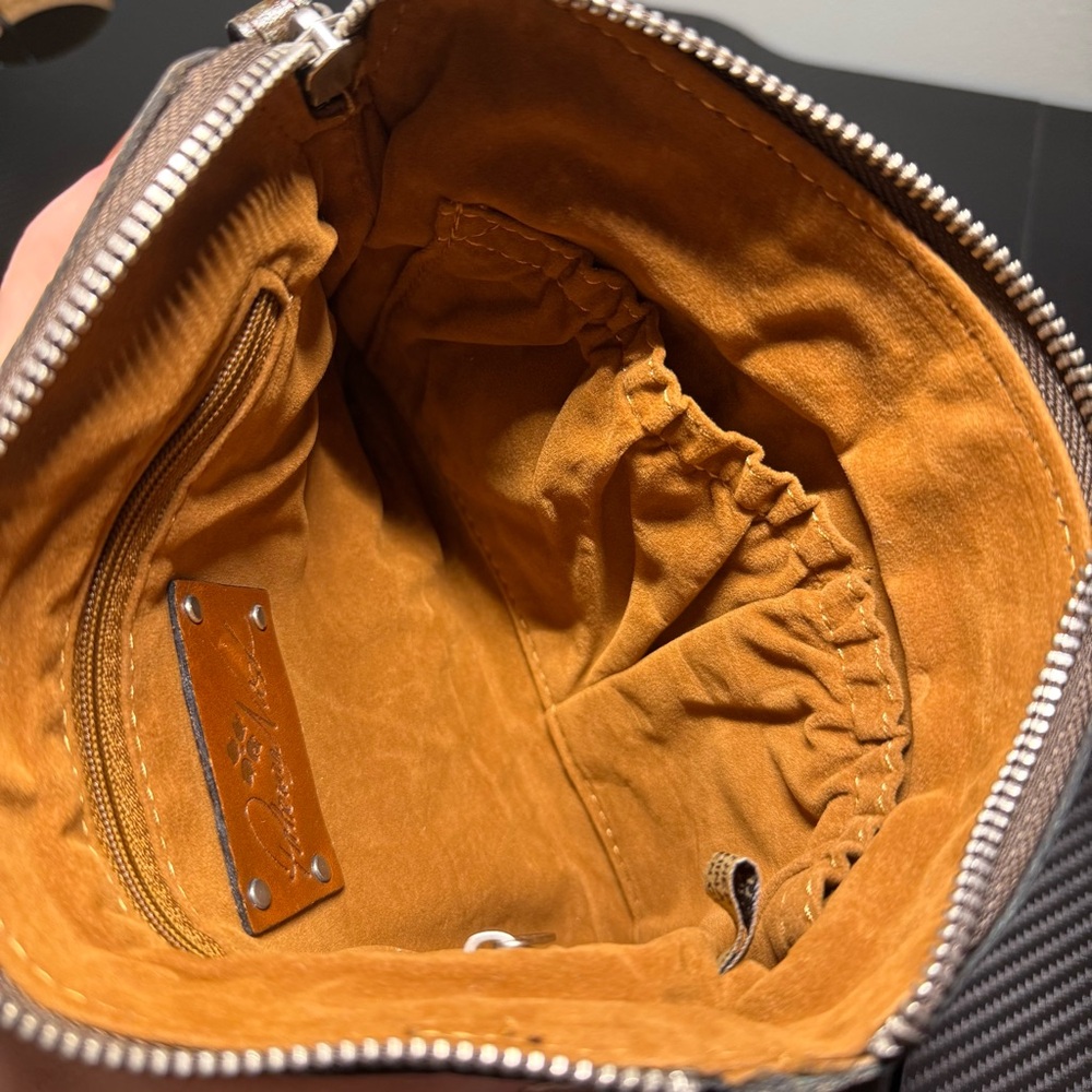 ✨ Patricia Nash Tooled Leather Wristlet Clutch – Brown & Turquoise (NWOT) ✨ - Picture 9 of 11